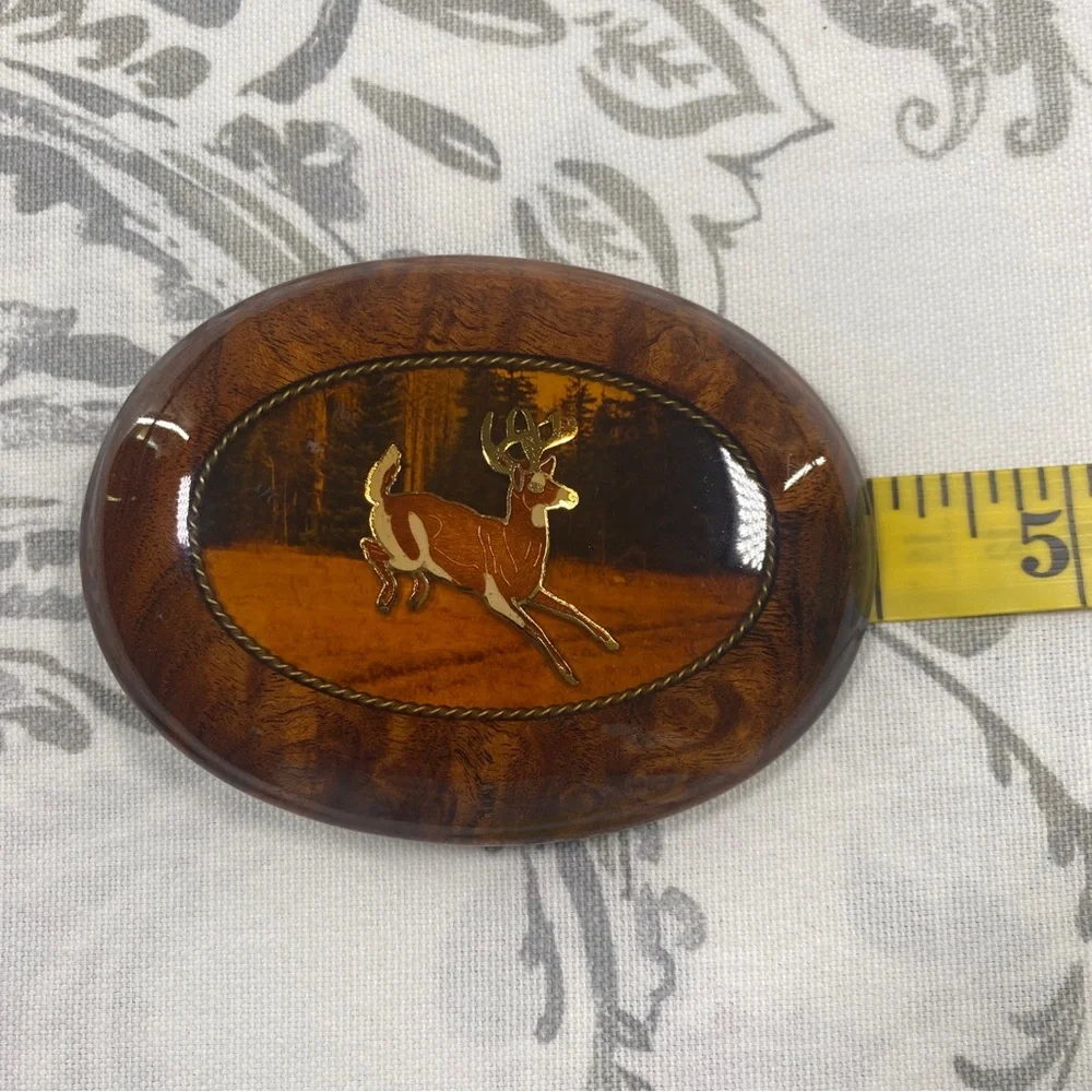 Inlaid DEER - Vintage Glossy Wood Artisan Belt Buckle - Perfect Hunters Gift!‎